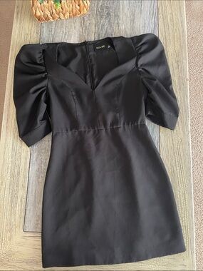 DO+BE Black Puff Sleeve Mini Dress